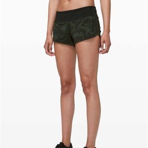 Lululemon Speed Up Low-Rise Lined Shorts 2.5”